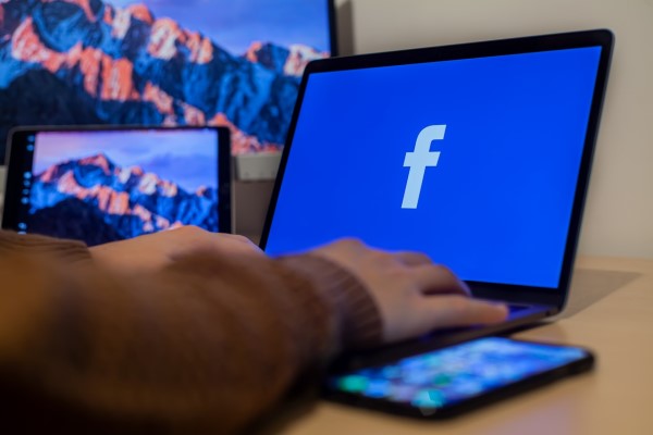 Facebook: 5 ρυθμίσεις απορρήτου που πρέπει να αλλάξετε για να προστατευτείτε