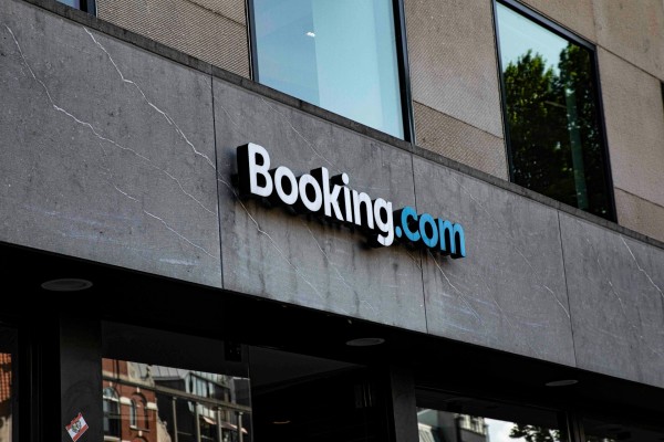 Booking.com: Διέρρευσαν προσωπικά δεδομένα χιλιάδων πελατών 