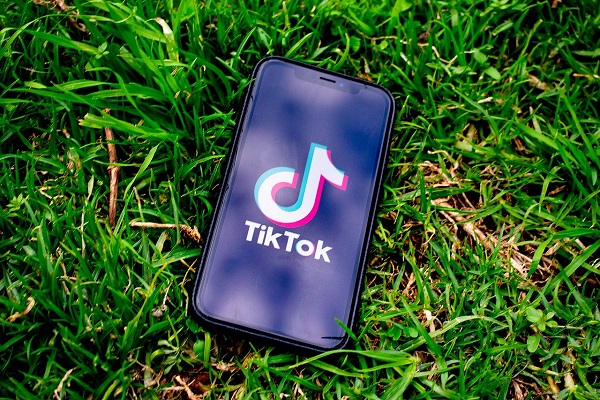 To Tik Tok μπαίνει στο στόχαστρο του GDPR
